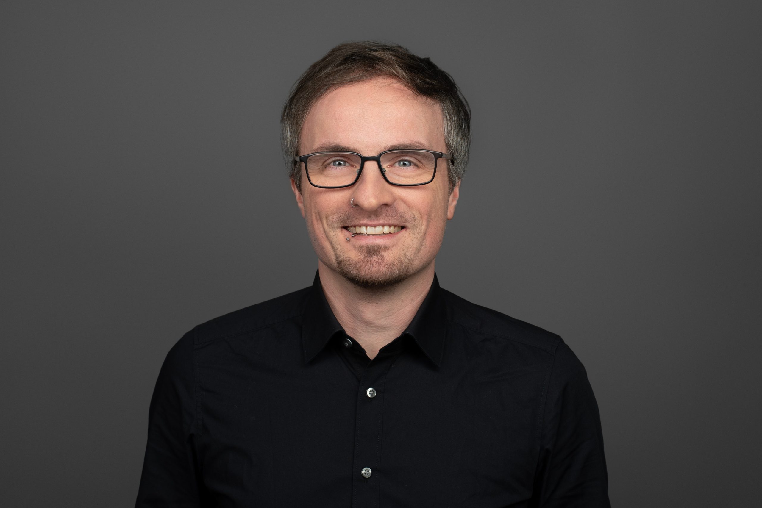 Dr. Marcus Rackel, Fachbereichsleiter Gebäude im KEDi, berichtet im Interview über die Digitalisierung im Gebäudesektor sowie über die Motivation zur Mitwirkung an SmartLivingNEXT.